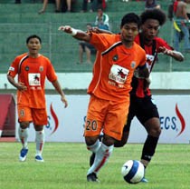 Seri 0-0, Persija Dampingi Persipura